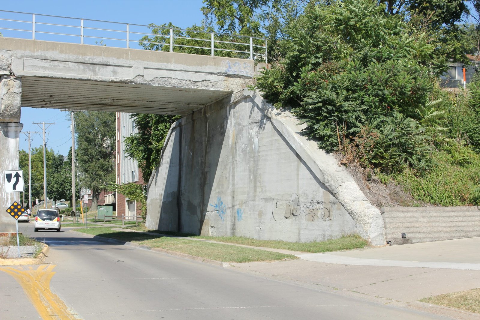East abutment